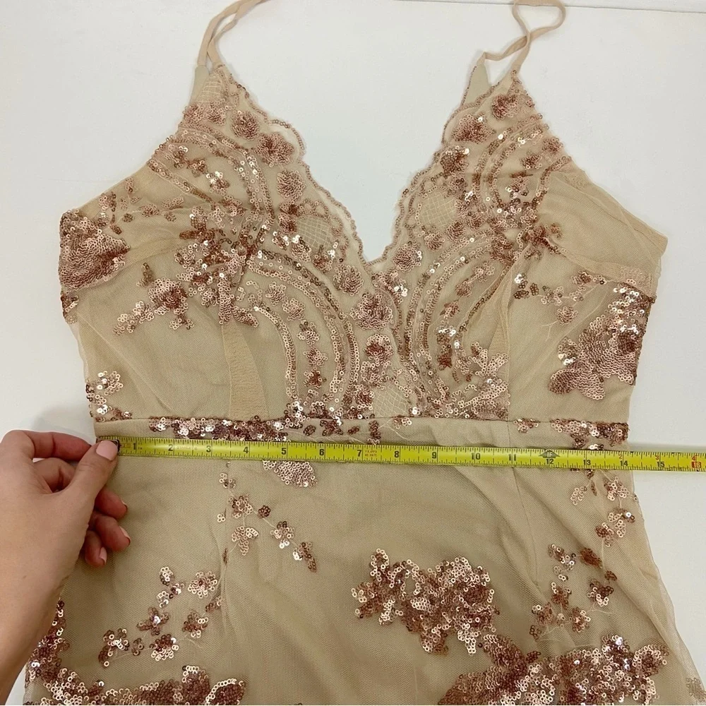 Superdown Abigal Mini Dress in Gold Size L